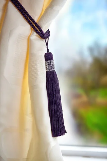 Toulon Curtain Tieback