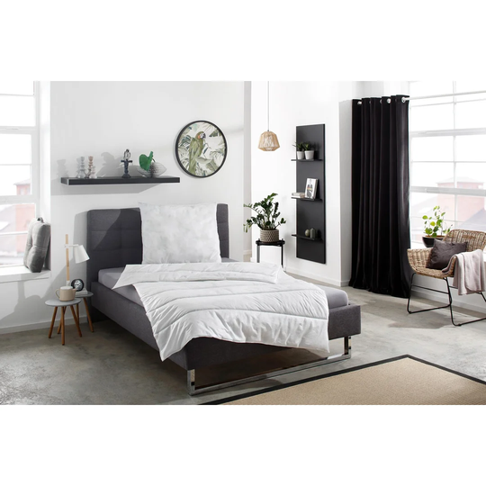 100% Polyester Duvet with Pillow