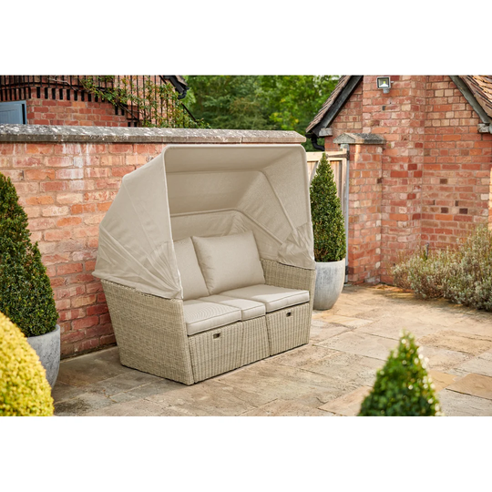 158Cm Wide Outdoor Garden Daybed with Cushions