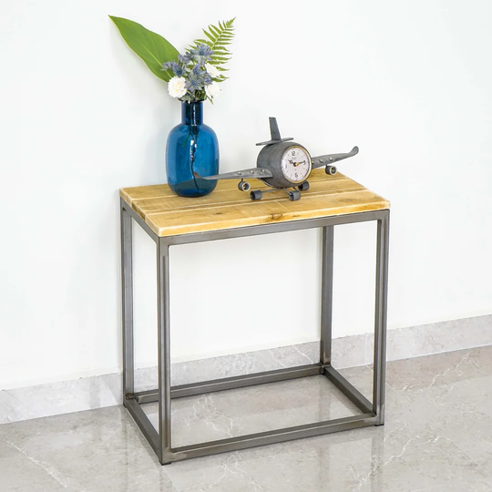 Dussault Gart Side Table