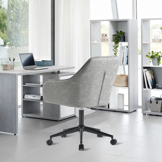 Luxurious Leather Executive Chair