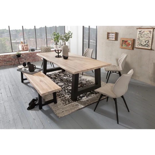 Daun Bench