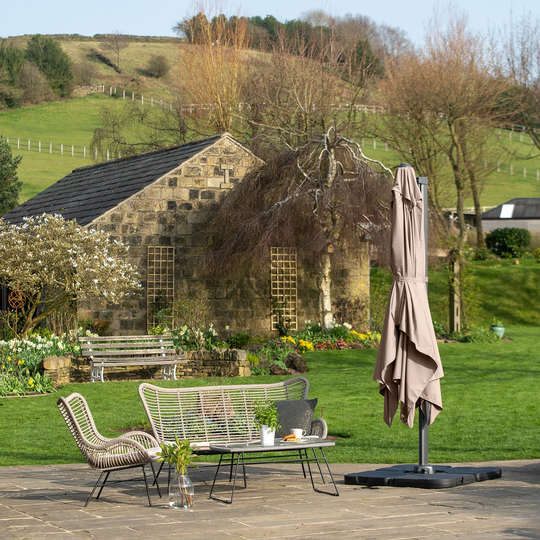 Batson 3.5m x 2.6m Rectangular Cantilever Parasol