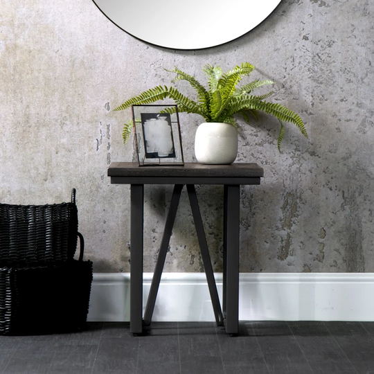 Amil Side Table