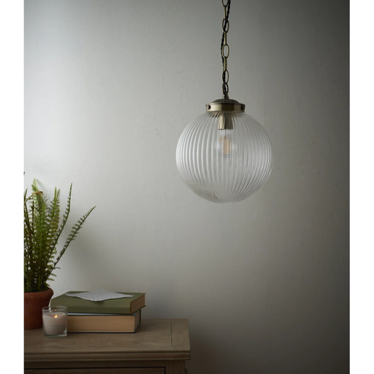 Cuomhouse 1 - Light Single Globe Pendant