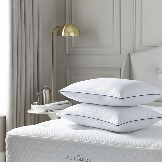 Silentnight Hotel Collection Luxury Piped Pillow