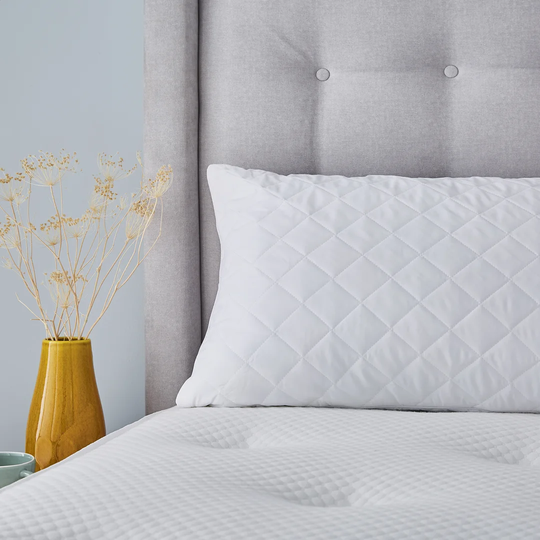 Silentnight Responsive Memory Foam Crumb Pillow