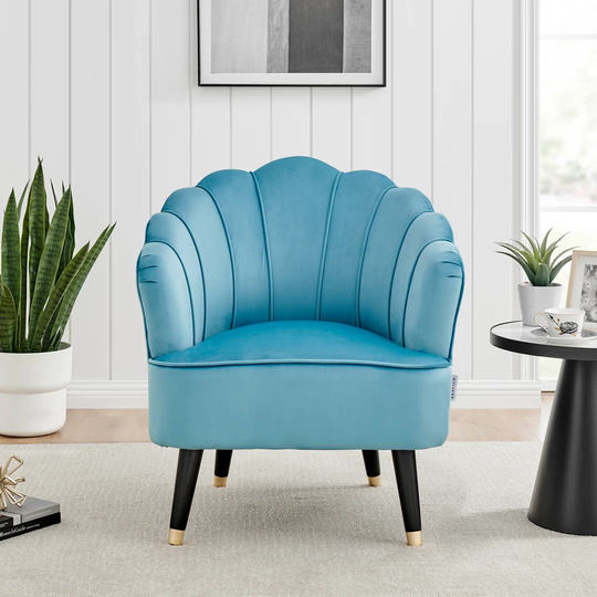 Tufted Velvet Chair With Wooden Legs - Blue
