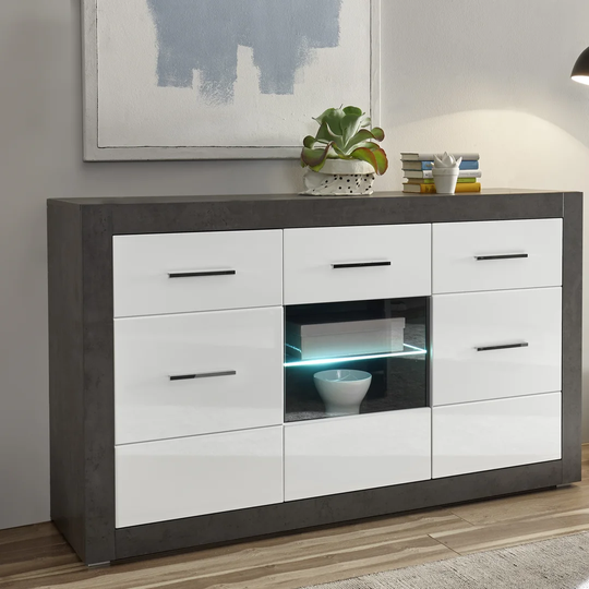 Livinia Sideboard