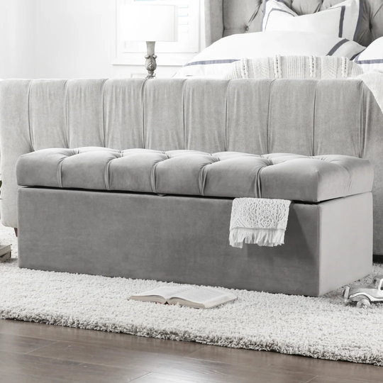Luyen Upholstered Storage Bench