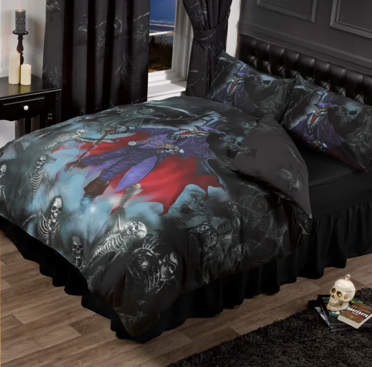 Groves Black/Red/Blue 144 TC Reversible Duvet Cover Set