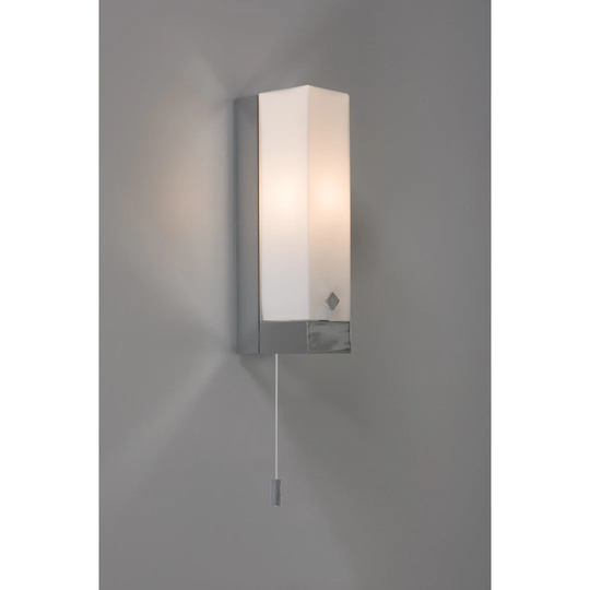 Foreman 1 Light Mirror Light