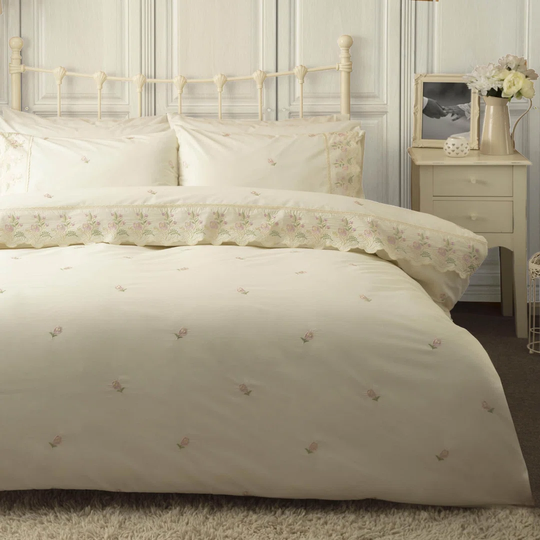 Adcock White 150 TC Duvet Cover Set