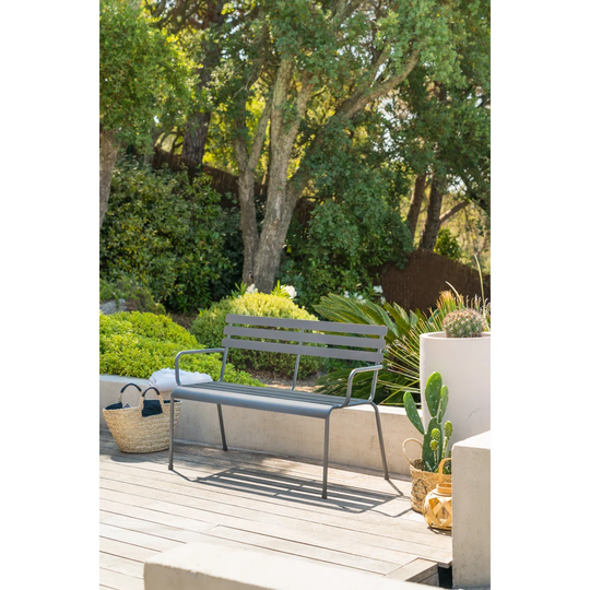 Nifleim Steel Bench
