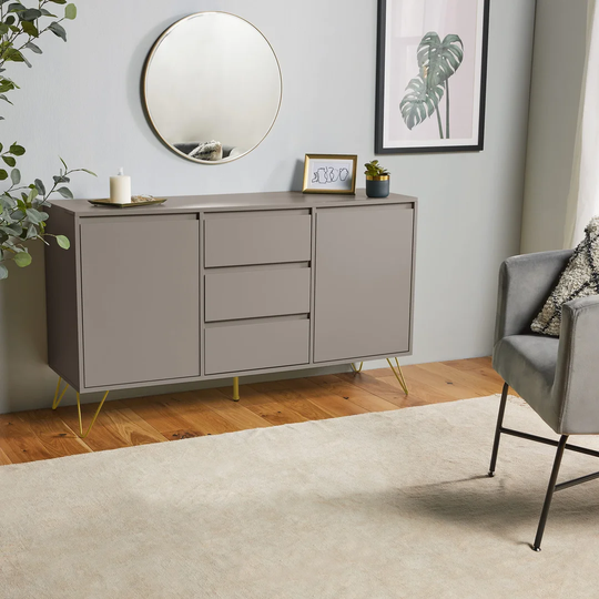 130 Cm Wide 3 Drawer Sideboard