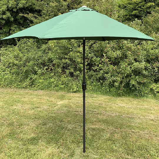 Amalbergas 2.7m Traditional Parasol