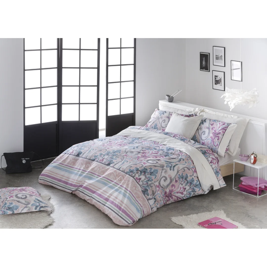 Belluille Duvet Cover