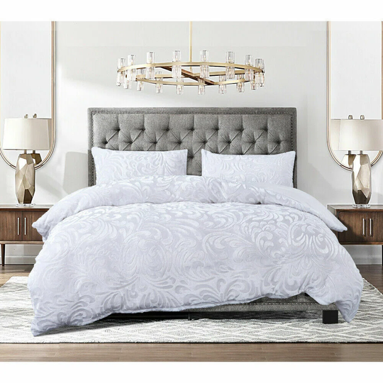 Akel Duvet Set