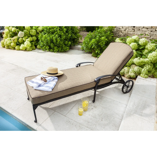 Amalfi Lounger