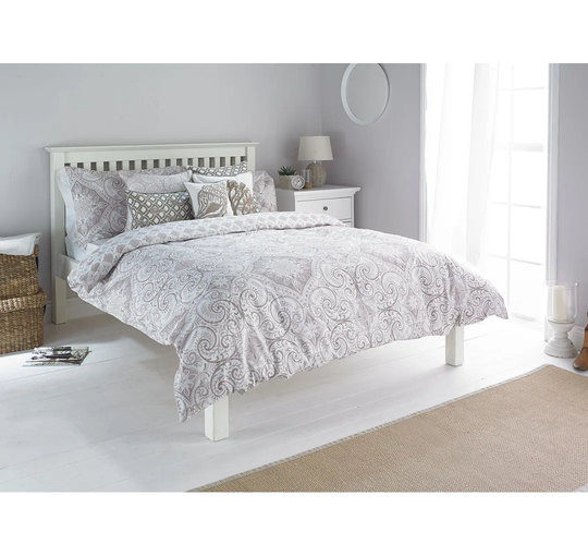 Aagat Duvet Cover Set