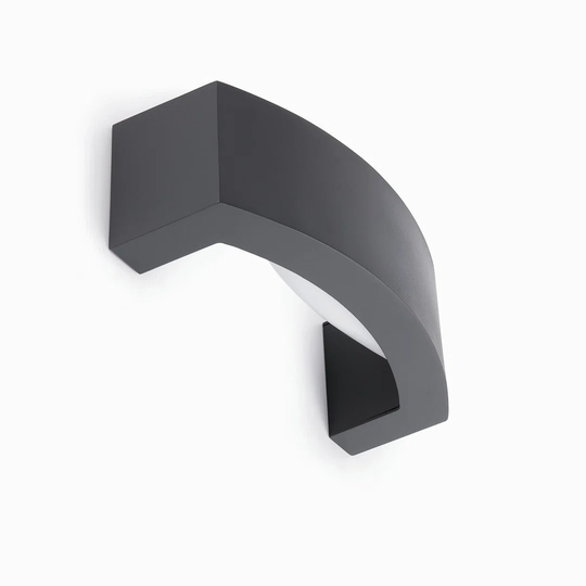 Kip 1 Light Outdoor Flush Mount