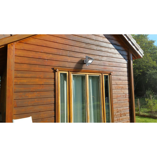 6-Light LED Deck Light