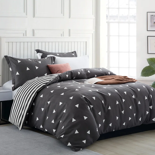 Gerene Reversible Duvet Cover Set
