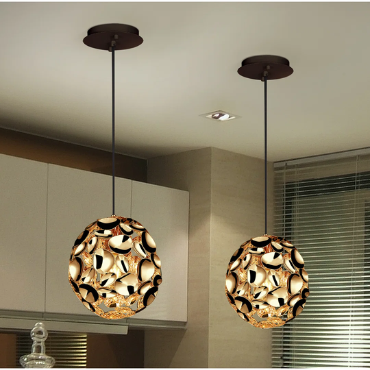 Nesbit 1 - Light Globe Pendant