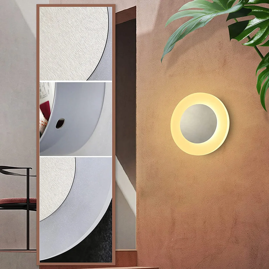Mentzer 1 - Light LED White Wallchiere