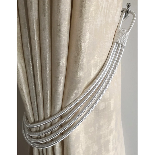 Lily Curtain Holdback/Tieback
