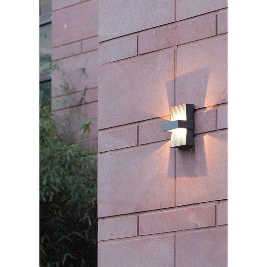 Spradlin 1 Light Outdoor Sconce