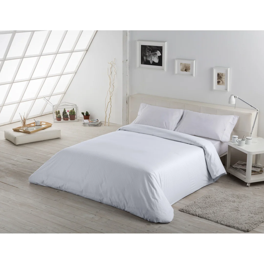 Claverham White 300 TC Duvet Cover