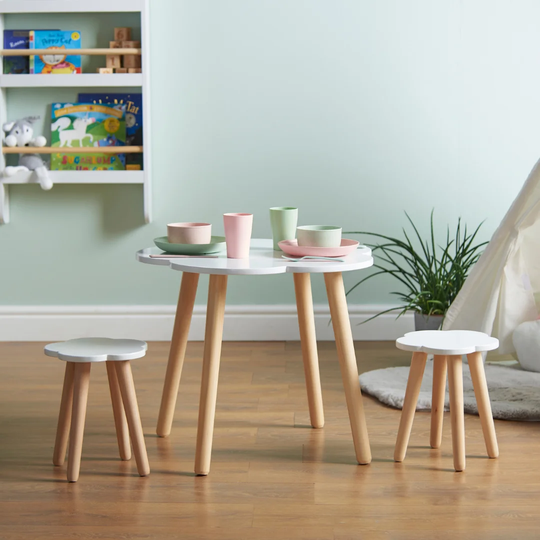Kids 3 Piece Play / Activity Table and Chair Set (Age 5-7)