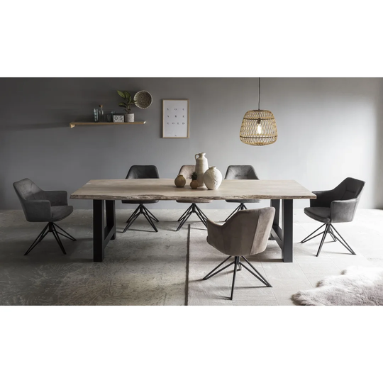 Bryleigh Dining Table