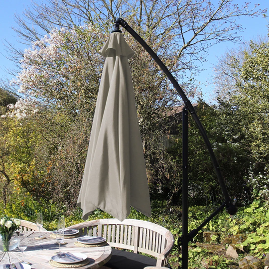 Ainar 32.7m Cantilever Parasol