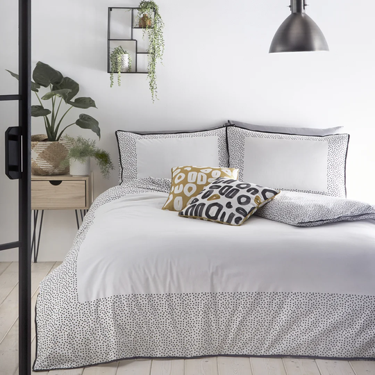 Hasson 180 TC Percale Duvet Cover Set