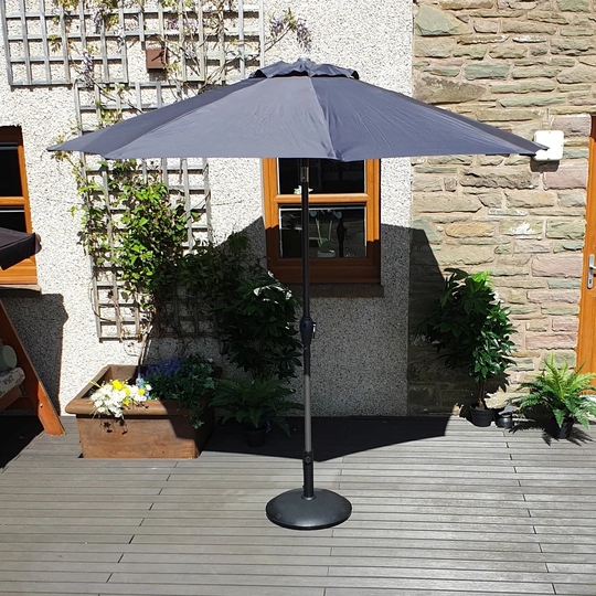 Rebeca 2.7m Traditional Parasol