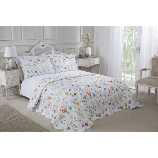 Lily Spring Bedspread Set with Pillow Sham