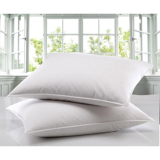 Meade Pillow