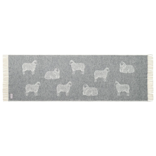 Hinshaw Bed Runner