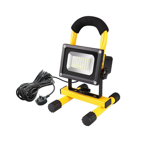 Bucks Black/Yellow Plug-in Integrated LED Metal Flood Light