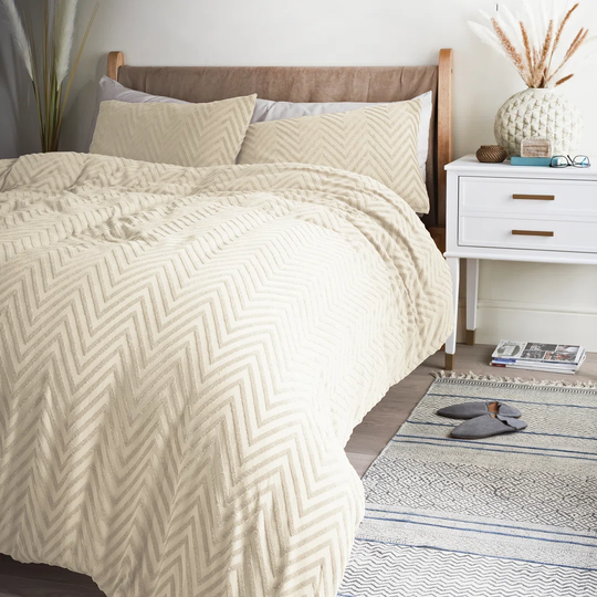 Cosmo Living Ivory Tufted Chevron Duvet Set