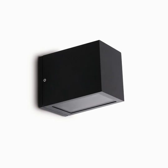 Colson 1 Light Outdoor Flush Mount