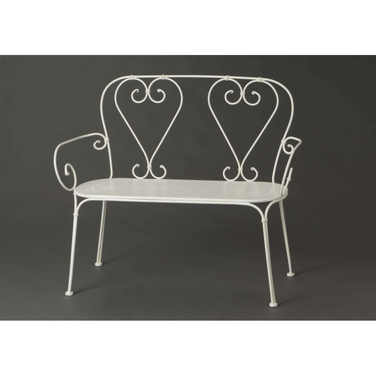 Yvette Bench